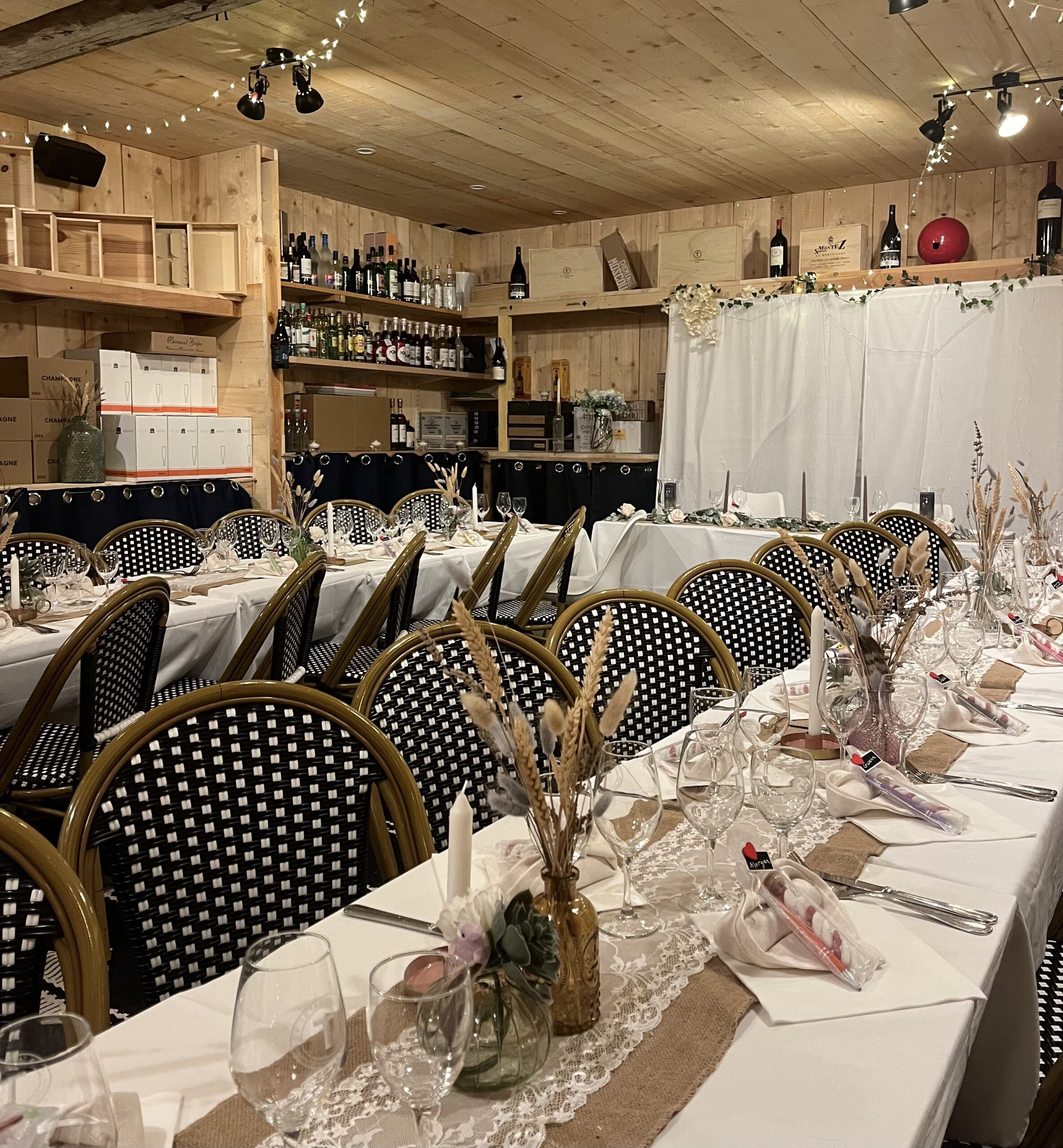 Salle Caveau décorée pour un mariage